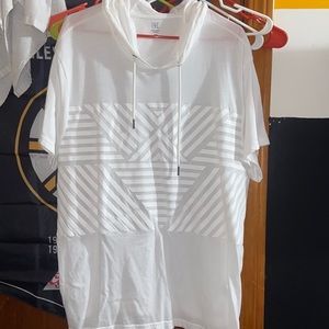 Men’s 2xl white tee with hood